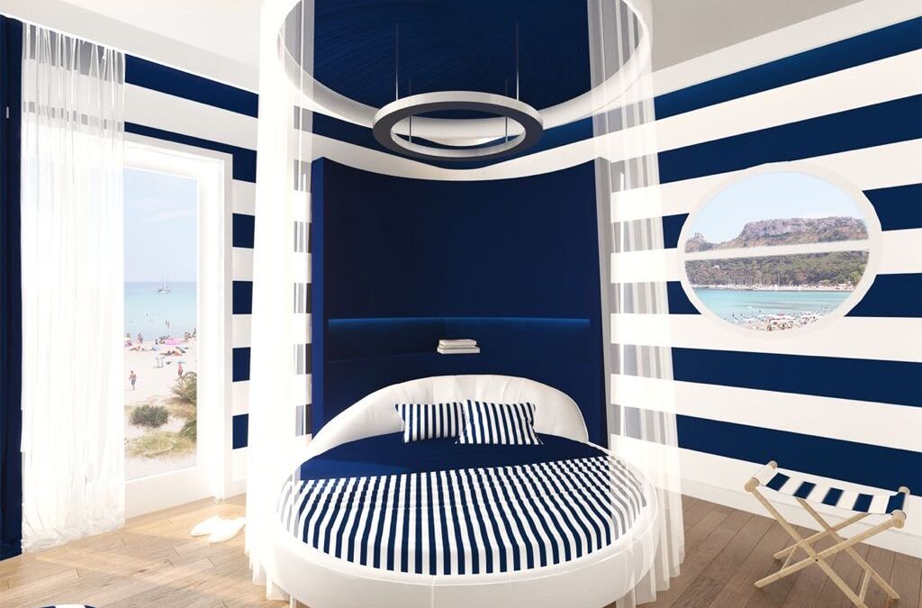 Camera d’hotel con arredi navy e veletta VE101 a luce indiretta, Hotel Nautilus Cagliari.