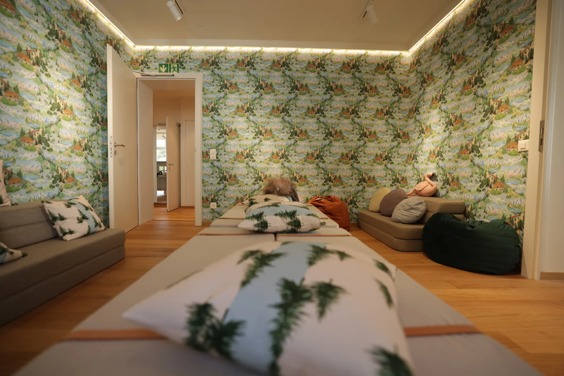 Illuminazione con Veletta® Made in Italy nella Kinderhouse del Grand Hotel & SPA Victoria-Jungfrau, luce LED indiretta che crea comfort e gioco.